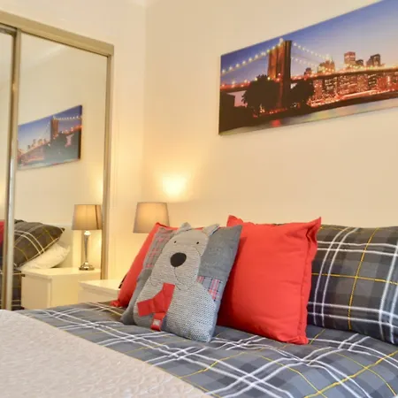 شقة Gorgeous 2 Bedroom In Converted Church