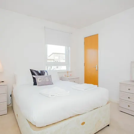 2 Bedroom Flat With Balcony Views Of Arthur's Seat Apartament Edynburg