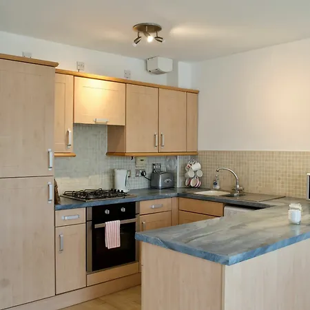 2 Bedroom Flat With Balcony Views Of Arthur's Seat * Edynburg
