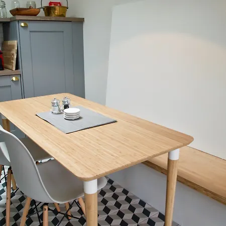 1 Bedroom Flat In 公寓 *