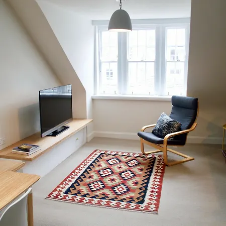 1 Bedroom Flat In 公寓 *