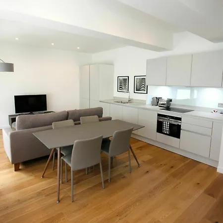 Destiny Scotland At Canning Street Lane Эдинбург