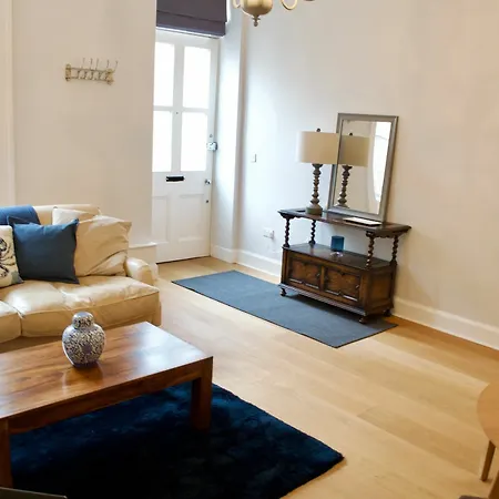 Appartement 1 Bedroom West End Sleeps 2 *