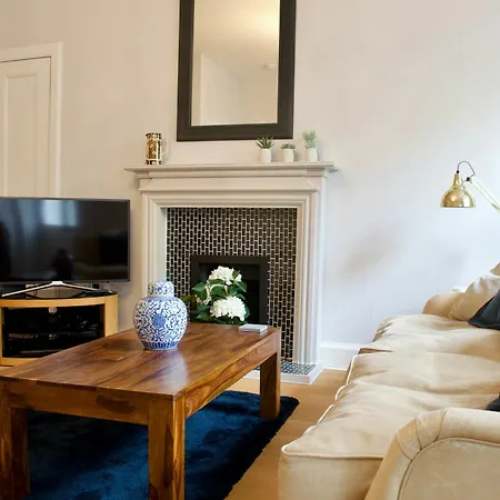 Appartement 1 Bedroom West End Sleeps 2 *