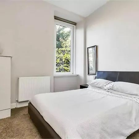 Appartement 1 Bedroom Flat In Dalry *