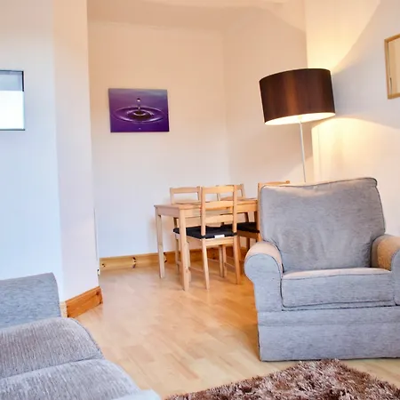1 Bedroom Flat In Dalry Area * Edinburgh