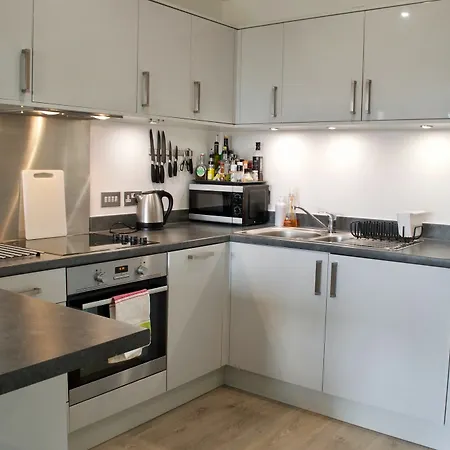 2 Bedroom With Free Parking * Edimburgo