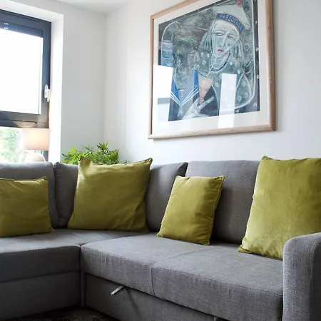 2 Bedroom With Free Parking Edinburgh