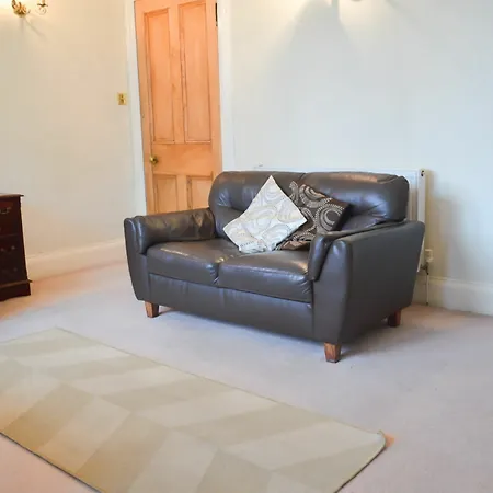Apartamento 3 Bedroom Flat In Morningside *