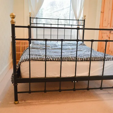 3 Bedroom Flat In Morningside Apartamento