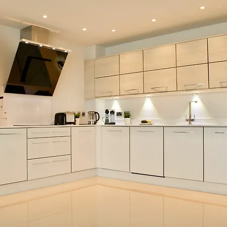 Luxurious - Sleeps 6 * Edimburgo