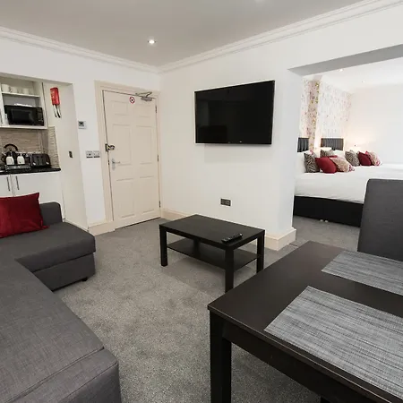 皇家王子套房公寓 *