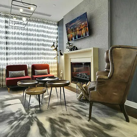 Heeton Concept Queen Street Aparthotel 4*