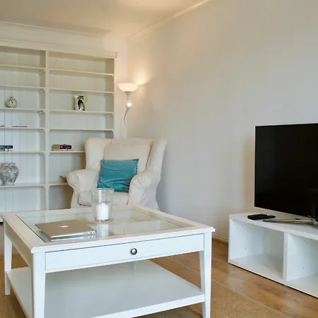 Spacious Flat In Stockbridge * Edinburg