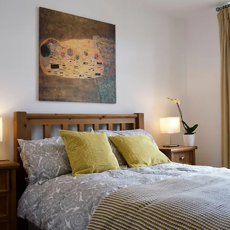Apartment Penthouse In Edinburgh's Centre