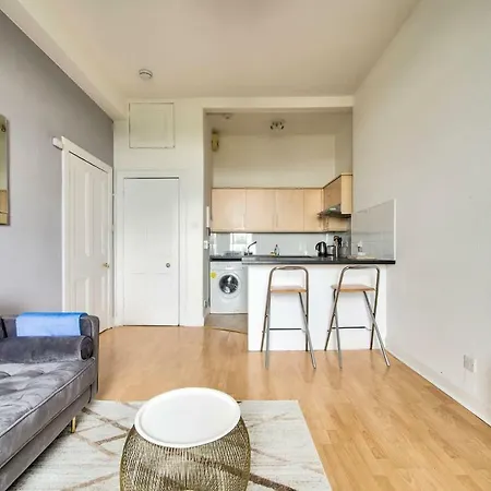 Apartment 1br Flat In By Guestready Edinburgh