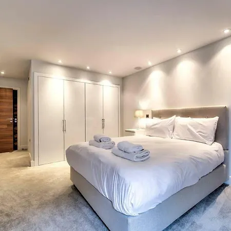 Appartement Modern 3br Flat In By Guestready Edinburgh