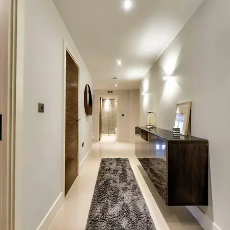 Modern 3br Flat In By Guestready Edinburgh