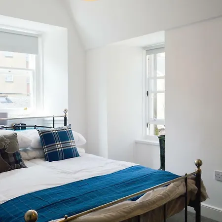 Bright 2 Bedroom In Old Town Centre 爱丁堡