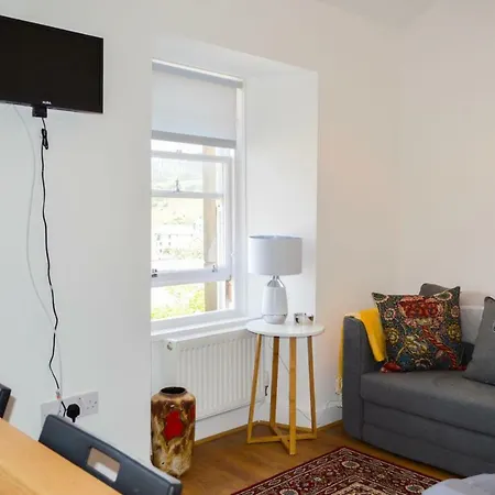 Bright 2 Bedroom In Old Town Centre Εδιμβούργο
