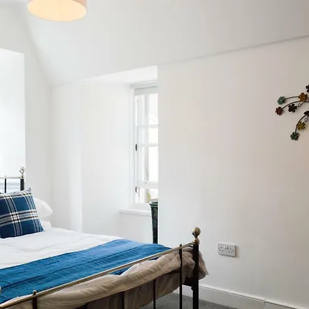 公寓 Bright 2 Bedroom In Old Town Centre *