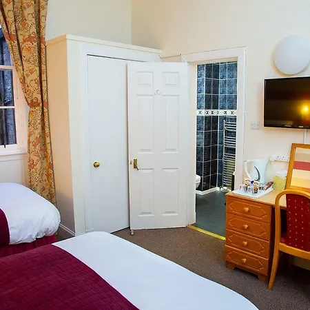 The Broughton Townhouse Hotel 3*
