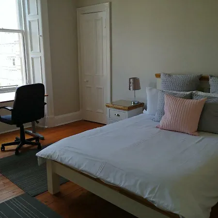 Apartment Luxury 2 Bed Apartment, Short Walk To Central Edinburgh