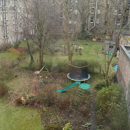 Roseneath Apartment, Marchmont, Central
