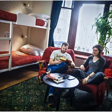 بيت شباب Royal Mile Backpackers *