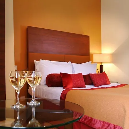 The Parliament House Hotel 3*