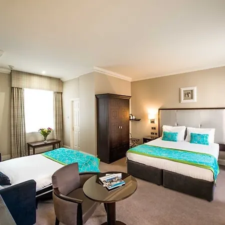 Leonardo Hotel