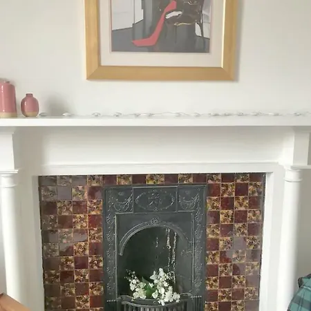 Bright Beautiful Victorian Flat Central Apartment