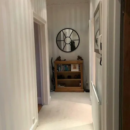 Appartement 2 Bedroom Flat In The Centre Of Stockbridge Édimbourg