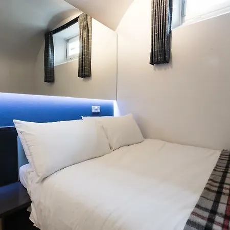 Code Pod - The Court - Hostel Edinburgh