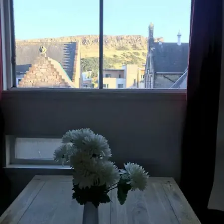 Royal Mile + Balcony Edinburgh