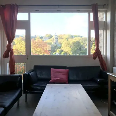 Royal Mile + Balcony *