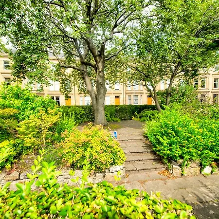Apartment 2 Bed West End In Citycentre Edinburgh