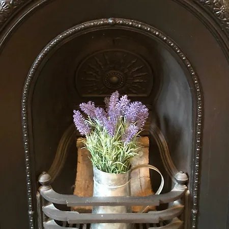 The Brunswick Road Apartment