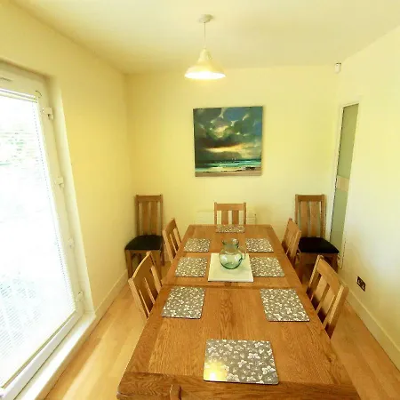 Charming 4 Bedroom By Royal Botanic Garden 公寓 *