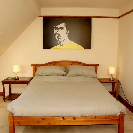 Homely 3 Bedroom Flat With Castle Views Διαμέρισμα