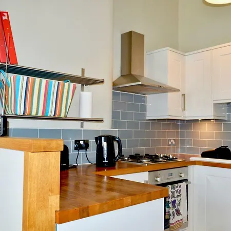 Sophisticated In Heart Of Comely Bank *