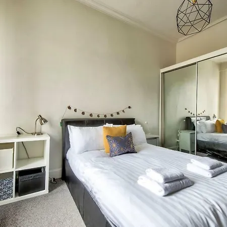 1br Central Apt In By Guestready Apartment