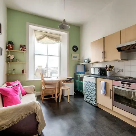 Appartamento 1br Central Apt In By Guestready Edimburgo