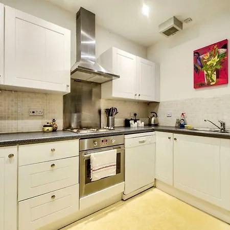 Apartment Homey 2br Flat In By Guestready Edinburgh