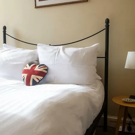 Apartment Homey 2br Flat In By Guestready Edinburgh