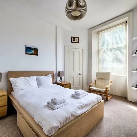 Homey 2br Flat In By Guestready