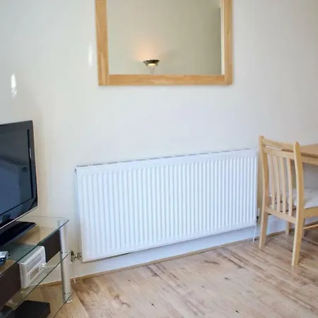 Fantastic 2 Bedroom Holyrood شقة إدنبرة