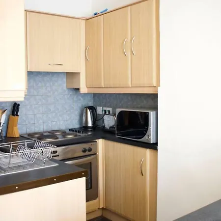 Fantastic 2 Bedroom Holyrood إدنبرة