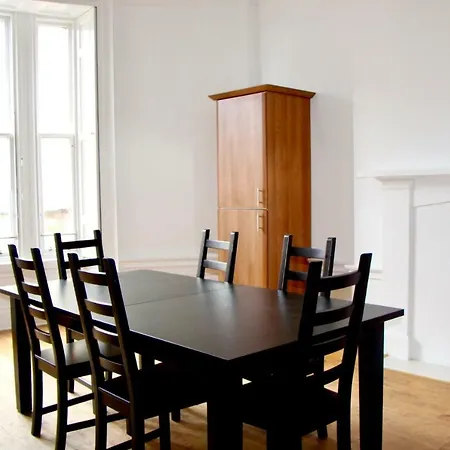 Luxury 5 Bedroom Central Flat With Castle Views Daire *