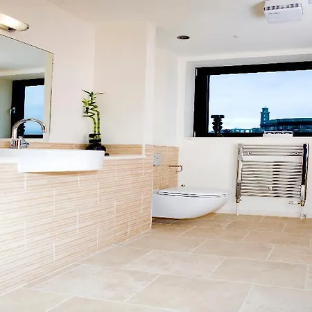 Princes Street 4* Edinburgh